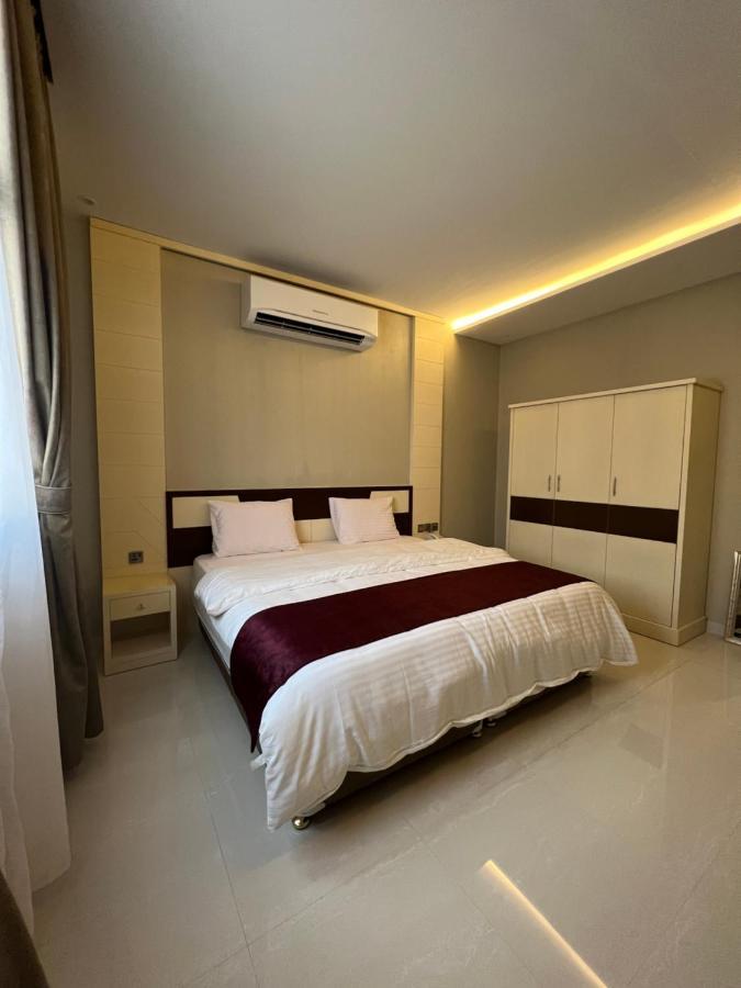 Aalia Hotel Suites Сухар Экстерьер фото